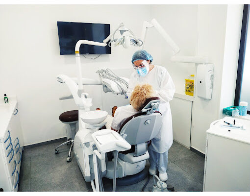 Стоматологія Clinica Dental Lago Constanza