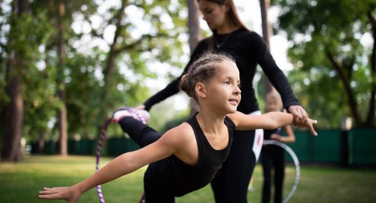 Мене звуть Анастасія, я дипломований тренер з художньої гімнастики