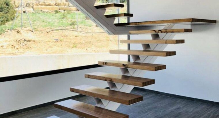 Виконуємо електрозварювальні роботи.