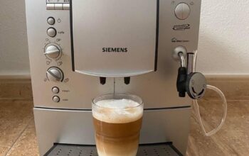 Фірма CoffeeMaker продає автоматичні кавоварки брендових торгових марок