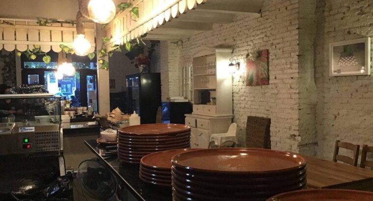 Продається готовий бізнес з ліцензією на ресторан у Валенсії