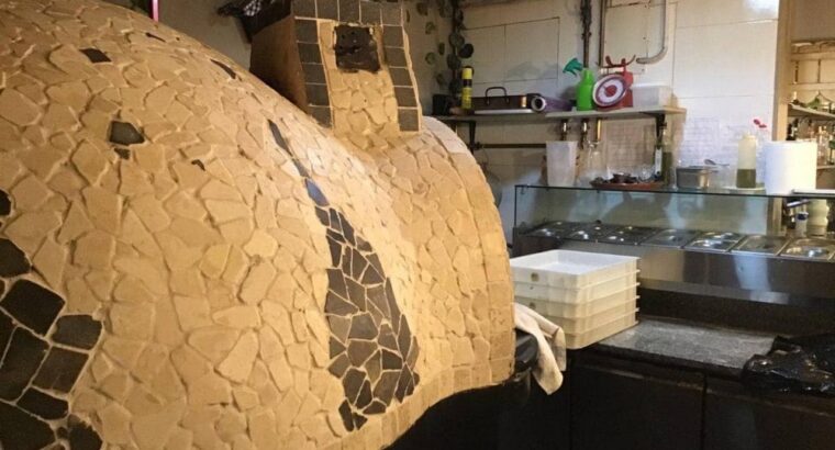 Продається готовий бізнес з ліцензією на ресторан у Валенсії