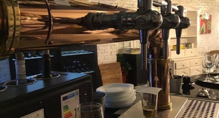 Продається готовий бізнес з ліцензією на ресторан у Валенсії