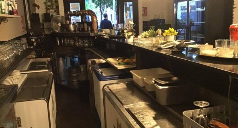 Продається готовий бізнес з ліцензією на ресторан у Валенсії