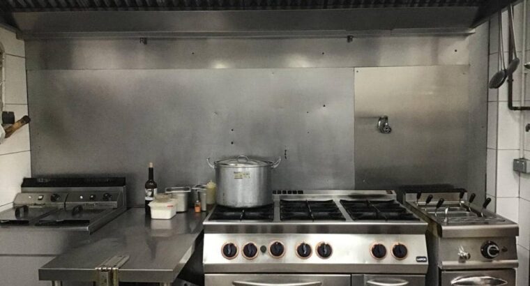 Продається готовий бізнес з ліцензією на ресторан у Валенсії