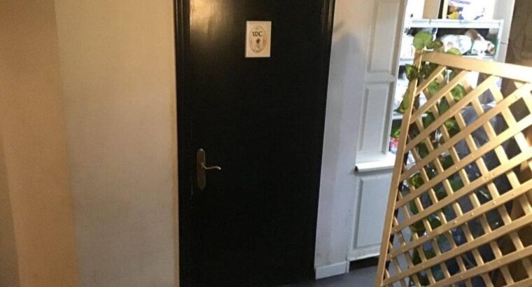 Продається готовий бізнес з ліцензією на ресторан у Валенсії