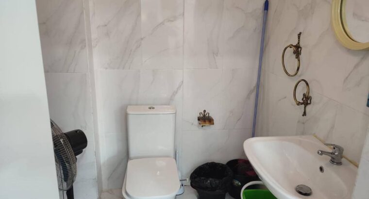 Продається ЛОКАЛЬ І БІЗНЕС, зона Via Parque Esquina, c/Redovan.