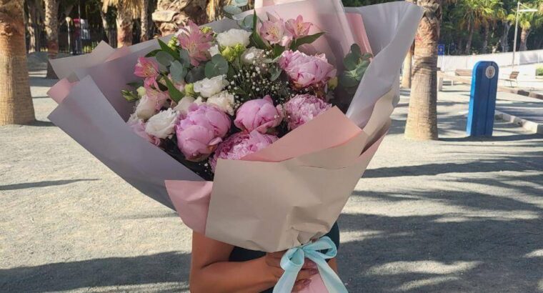 Вибирай свій букет і наповнюй свою оселю запахом свіжих квітів