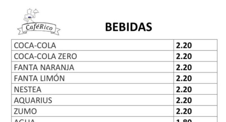 Кожен відвідувач Caférico може брати з полички та читати українські книжки