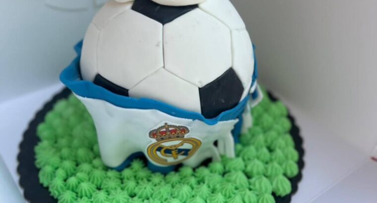 Роблю тортики, кенді бар, печиво на замовлення.