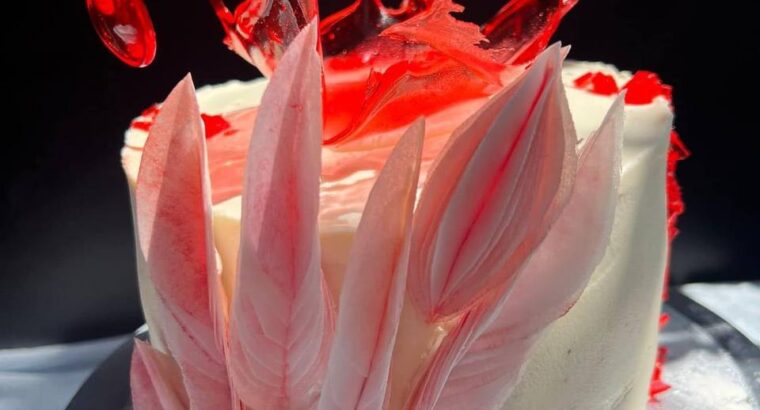 Роблю тортики, кенді бар, печиво на замовлення.