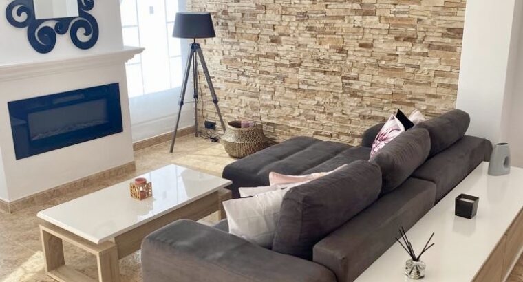 Оренда 3-спального chalet. La Pobla de Vallbona, Valencia