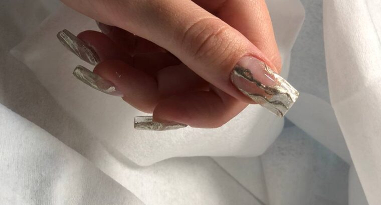 Майстер манікюру та педикюру