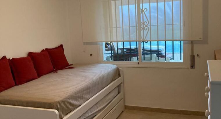 Довгострокова оренда на рік. 2 спальні, 2 санузла. До центра Марбельї 10 км