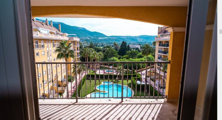 У продажу Квартири в закритій урбанізації в Денії