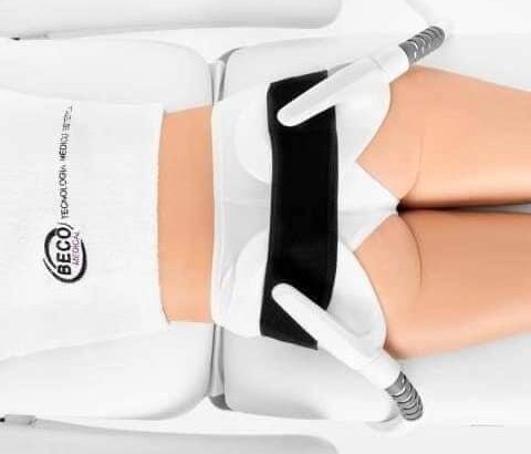 Мене звуть Любава. Я реабілітолог, фахівець з корекції фігури і форм обличчя.