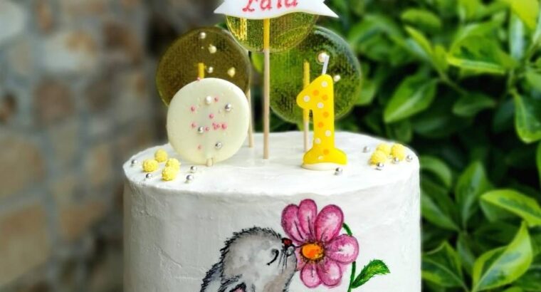 Я Оксана і я роблю на замовлення смачні і красиві тортики, капкейки, чизкейки…