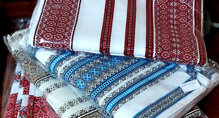 Ткані скатертини