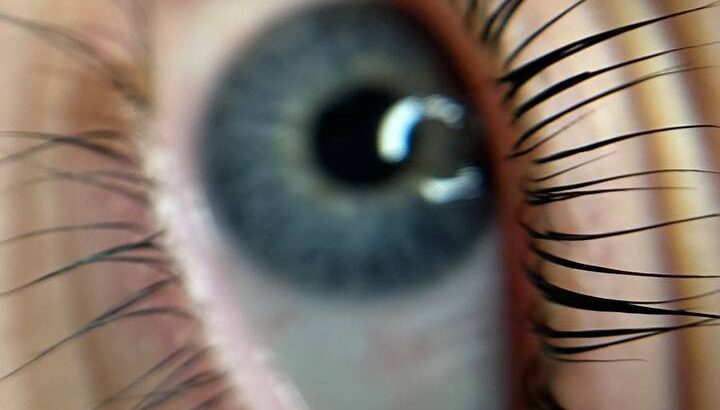 Я Анна, запрошую до себе на процедури, оформлення брів та ламінування вій…