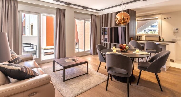 Нова квартира на продаж! Локація — El Paraiso, Estepona Спальні – 2 Ванні Кімнати – 2