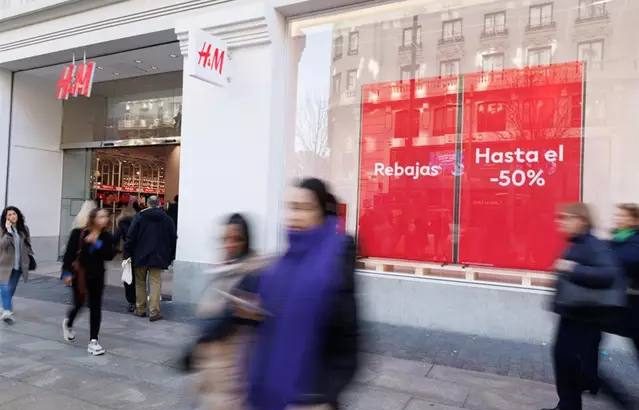 📣 H&M закриває 28 магазинів в Іспанії та має намір звільнити 588 працівників ❌