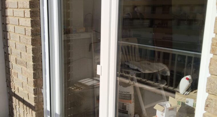 металопластикові та алюмінієві вікна двері