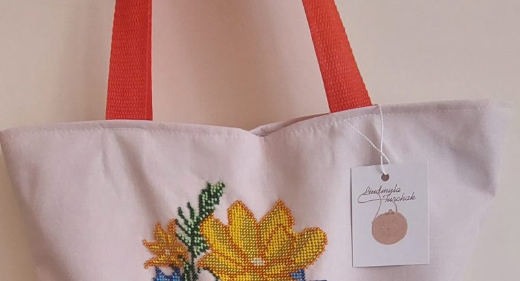 Сумки,прикраси ручної роботи