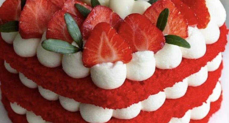 Всім привіт ❤️ Скоро День Святого Валентина)) у продажу різні тематичні тортики та тістечка. З доставкою