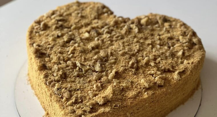 Всім привіт! 🎁🍰❤️ хочете здивувати близьких? Зробити смачний сюрприз до кави або чаю? Звертайтесь до нас!