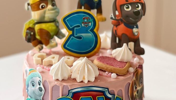 Всім привіт! 🎁🍰❤️ хочете здивувати близьких? Зробити смачний сюрприз до кави або чаю? Звертайтесь до нас!