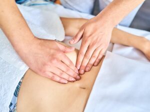 Вісцеральний масаж і остеопатична корекція в Малазі.