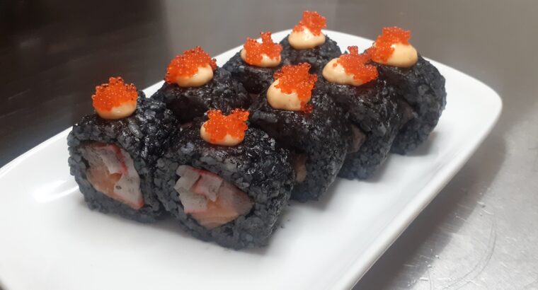 Сервіс доставки готової їжі від Sushi de Maksim