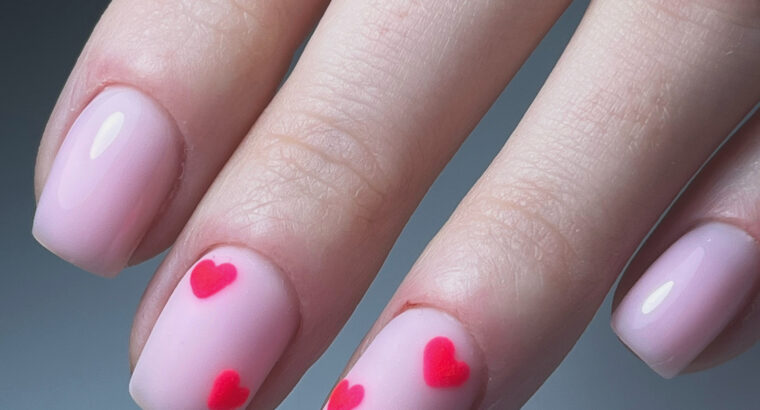 Манікюр та покриття гель лак в Лорет де мар