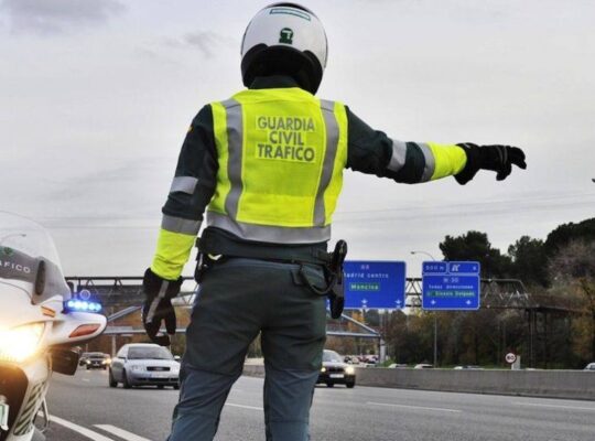 📣 DGT випустила нагадування для водіїв про штрафи за відсутність документів на автомобіль.