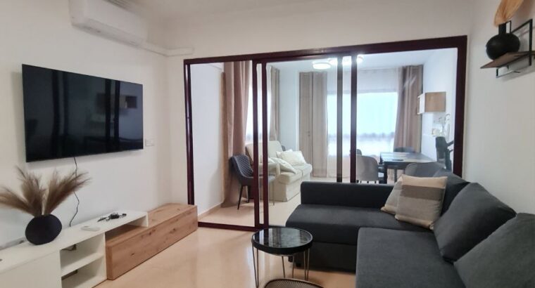 Квартира в спальному районі Ла Кала. Урбанізація знаходиться між двома пляжами Ла Кала і Поньєнте