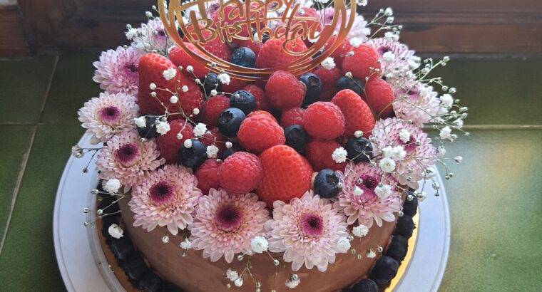 Найсмачніші торти на замовлення