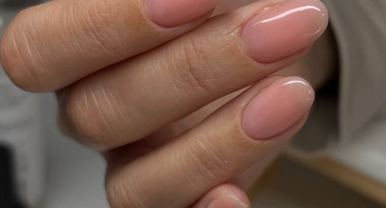 Всем привет! Меня зовут Мария Приглашаю вас на маникюр и педикюр!