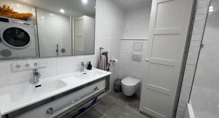 Будинок з панорамним видом на море