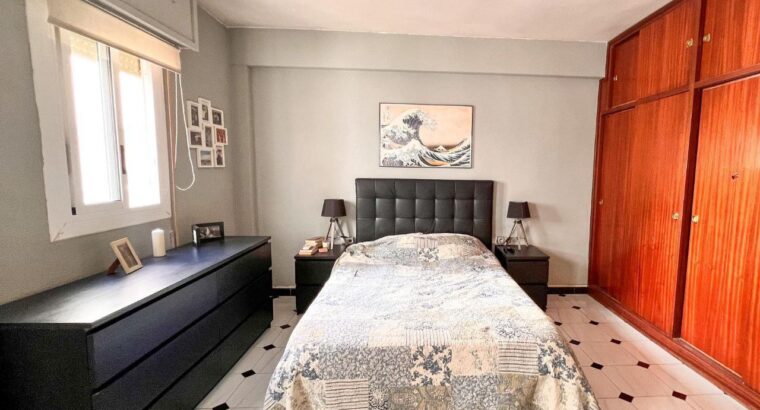 Здравствуйте. В продаже прекрасная квартира в Аликанте, район Сан Блас.