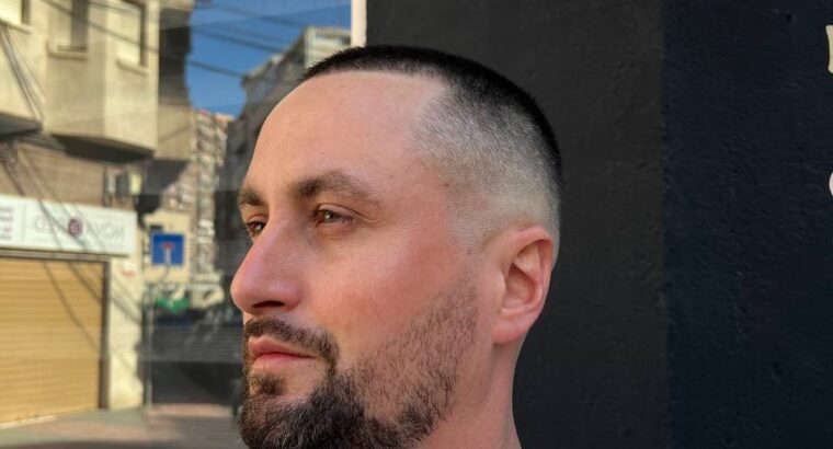 Не можете знайти хорошого українського барбера?💈 Запрошую до себе на стрижку та стрижку бороди✂️🧔‍♂️