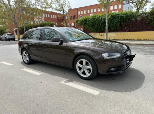 Продам Audi A4 Avant