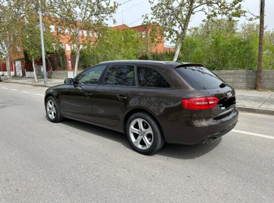 Продам Audi A4 Avant