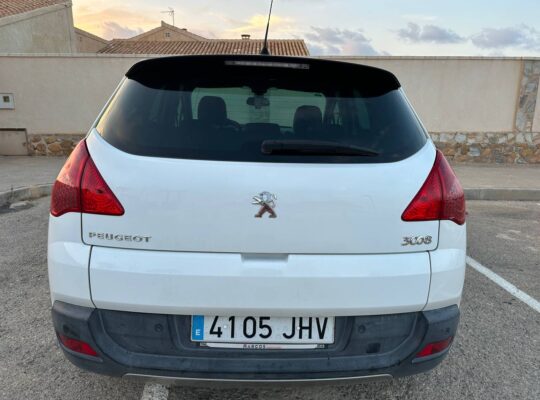 Peugeot 3008 Hybrid 2012