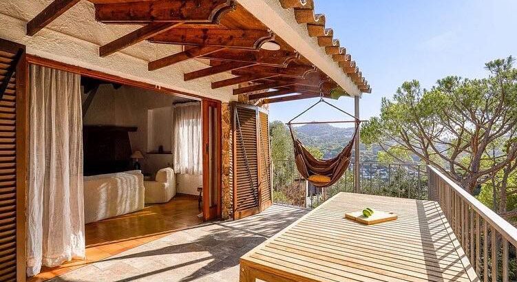 Здається на цю зиму будинок в Cala Canyelles, Lloret de Mar на період мандрівки, з 06.10.24 – 20.5.2025