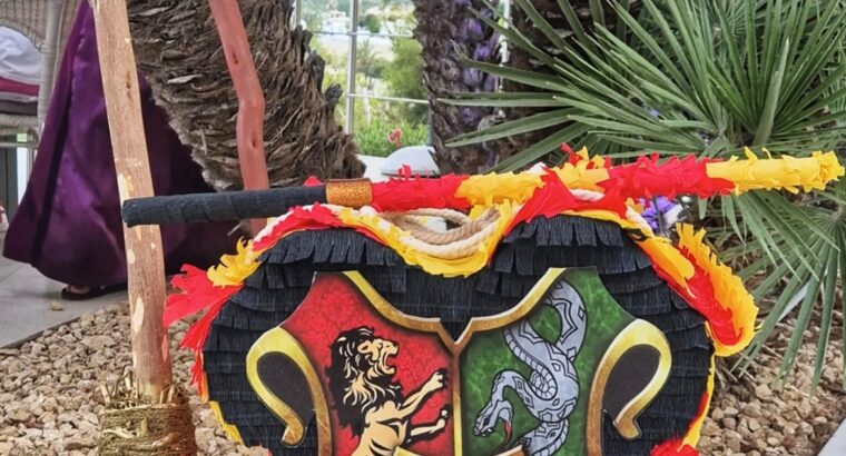 Піньята (виготовлення персоналізованих піньят)