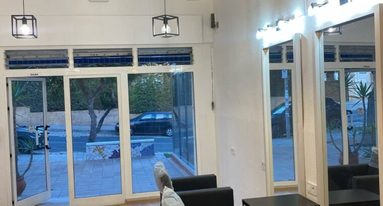 Здам в оренду місце роботи перукаря