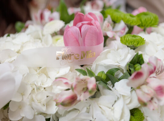 Квіткова студія Flore Mia – доставка квітів у Валенсії та передмістях!