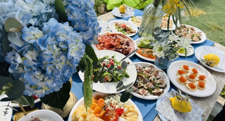 Доставка готової їжі.