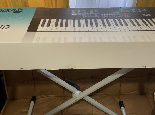 Дитячий синтезатор RockJam RJ640 61 teclas con pantalla LED