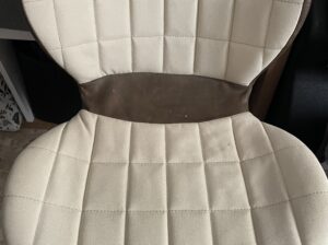 Офісне крісло